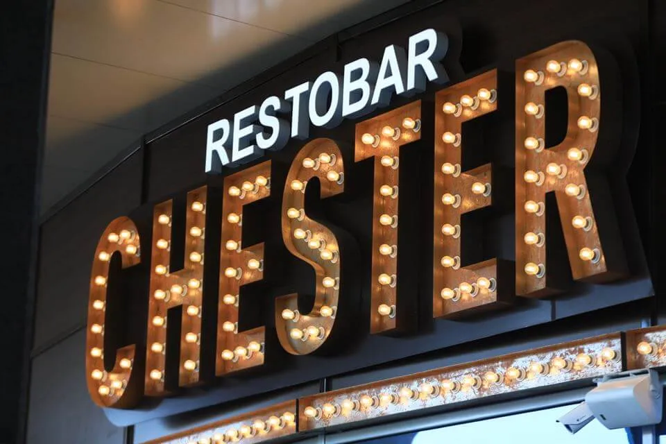 Ретро літери з лампочками Одеса