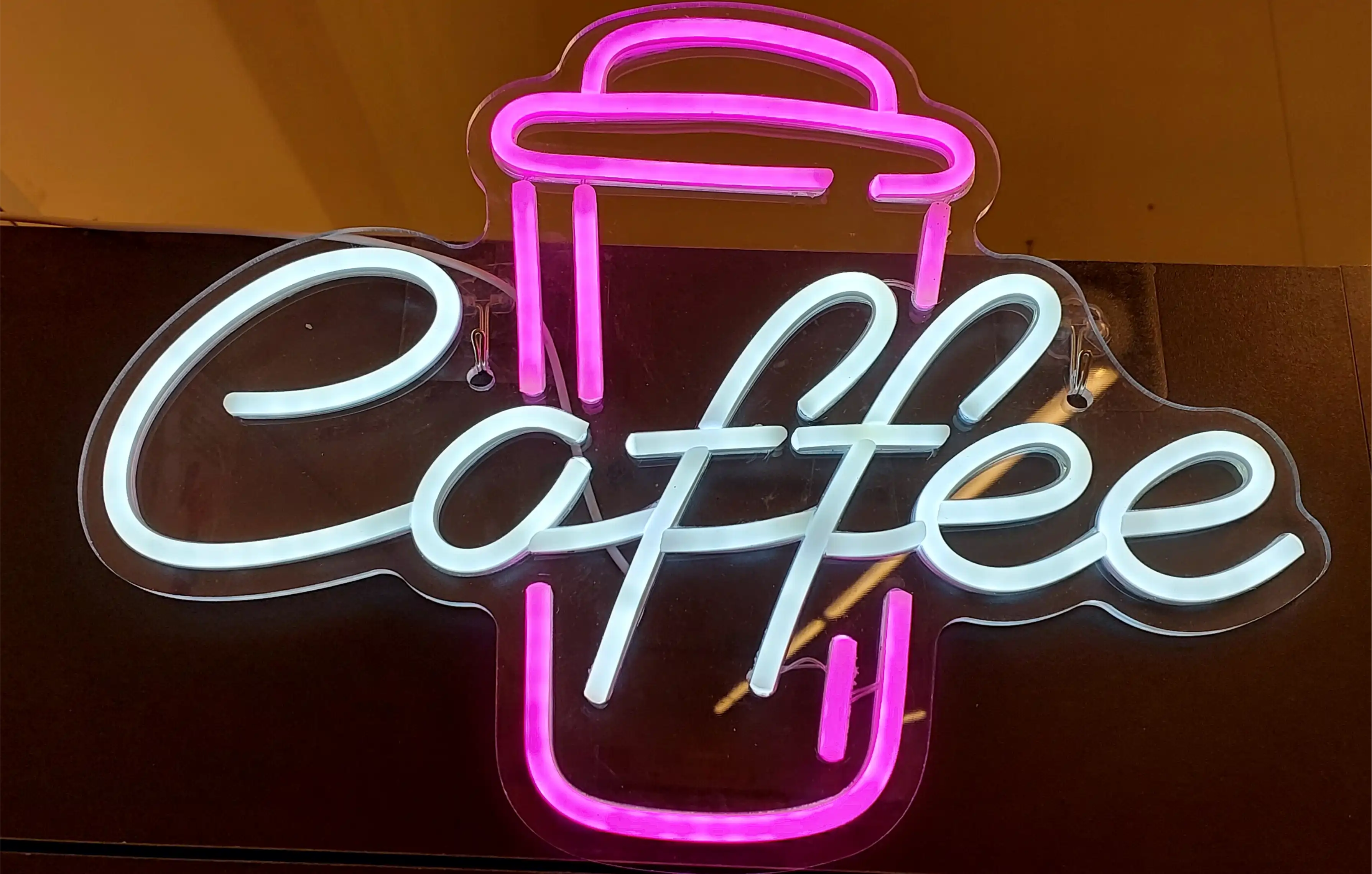 Неон на основі Одеса