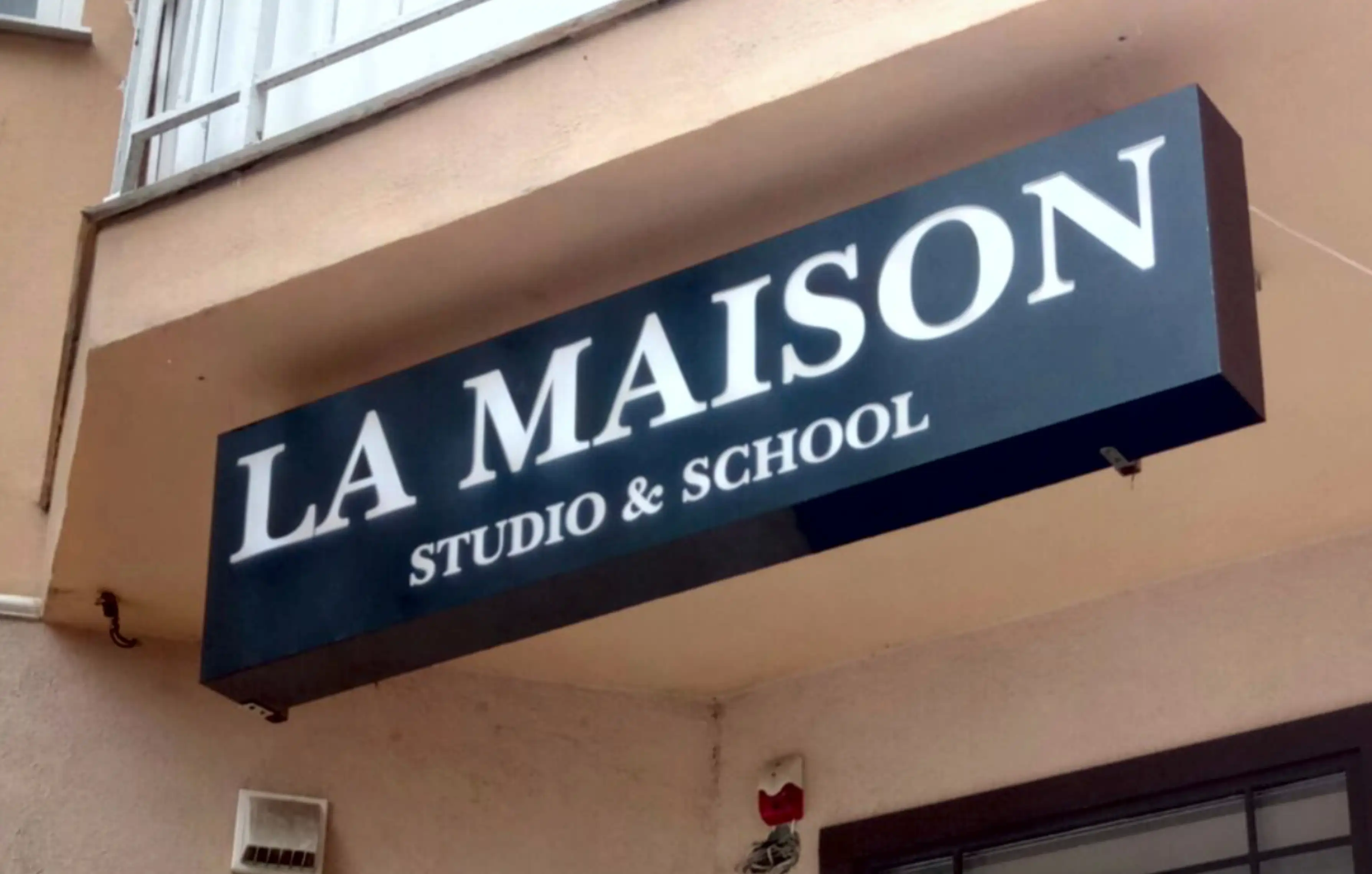 Вивіска студії Одеса